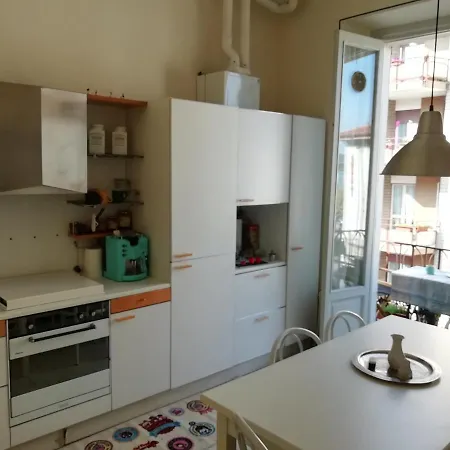 Palazzo 32 *